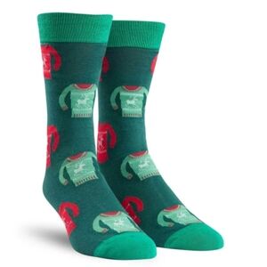 ✨ 4/$15 Socks with Christmas Sweater Pattern